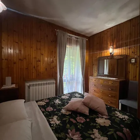 L'orsa Casa de hóspedes Villalago